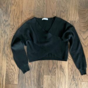 Zara crossover sweater size L